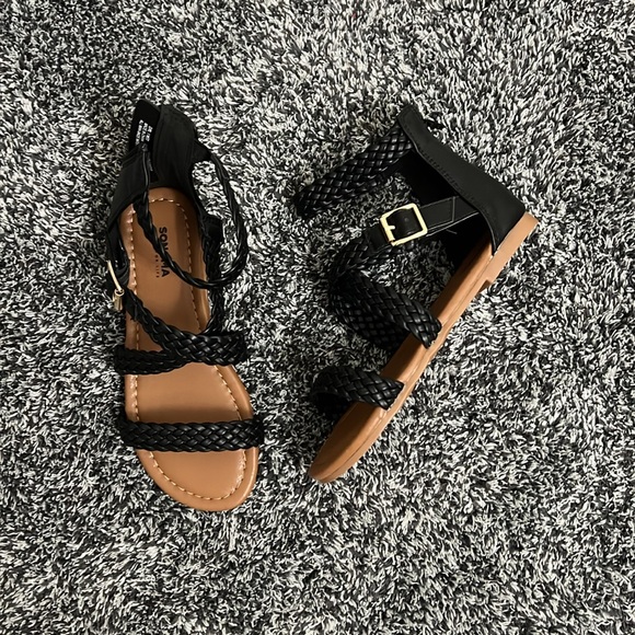 Kids sandals - Picture 2 of 3